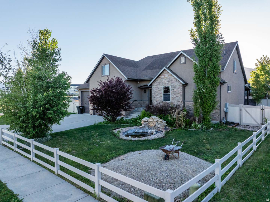 384 N 710 E Salem, UT 84653