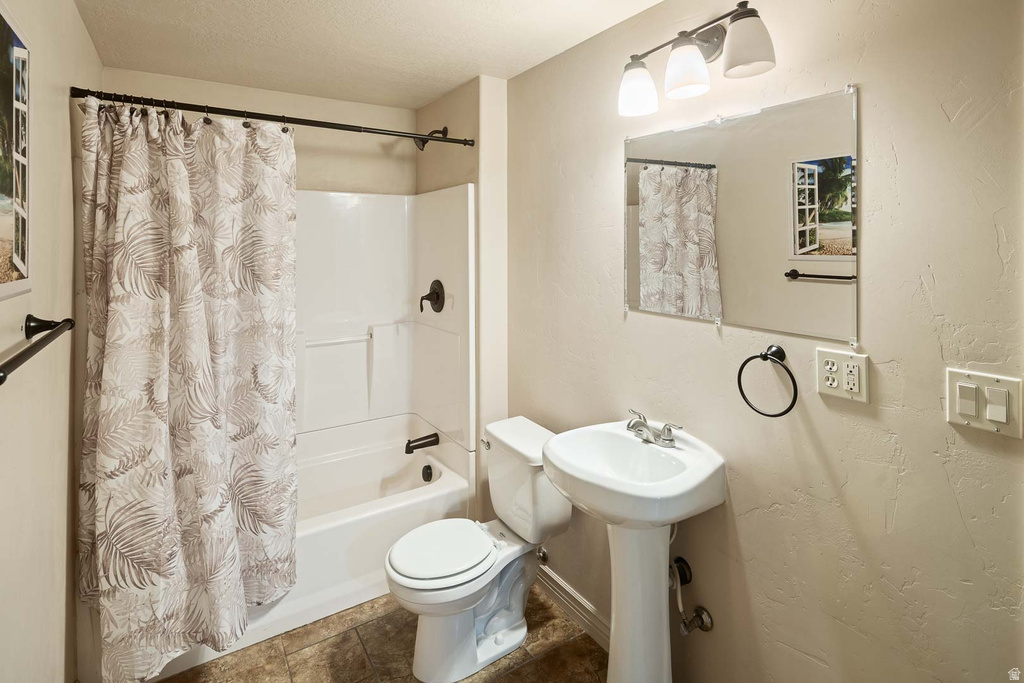 384 N 710 E Salem, UT 84653