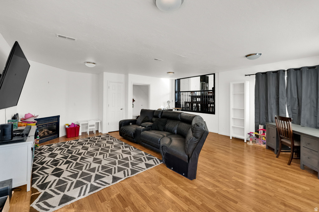 1554 S 1220 W Woods Cross, UT 84087