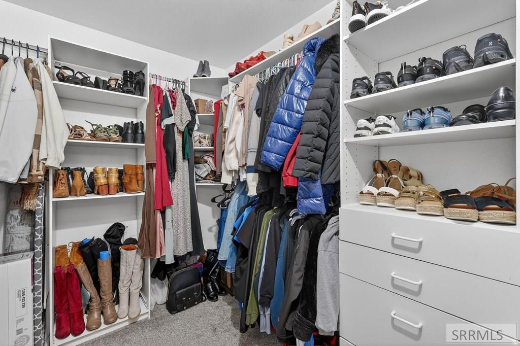 2070 BUTTE ST Pocatello, ID 83201