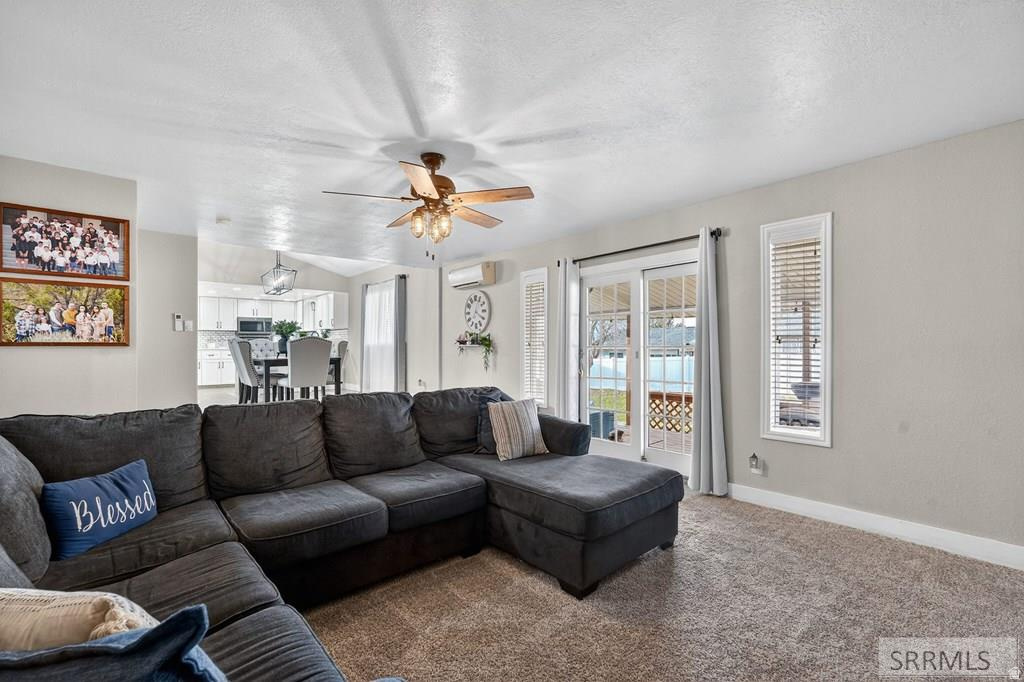 2070 BUTTE ST Pocatello, ID 83201