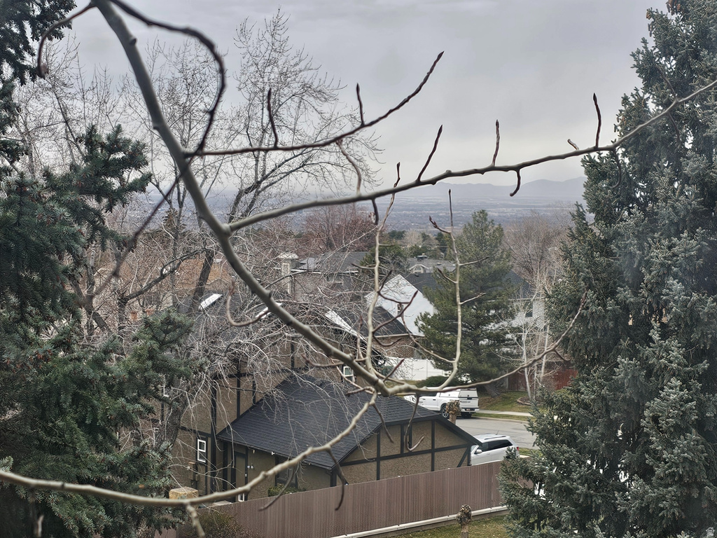 8085 S MOUNTAIN OAKS CIR Cottonwood Heights, UT 84121