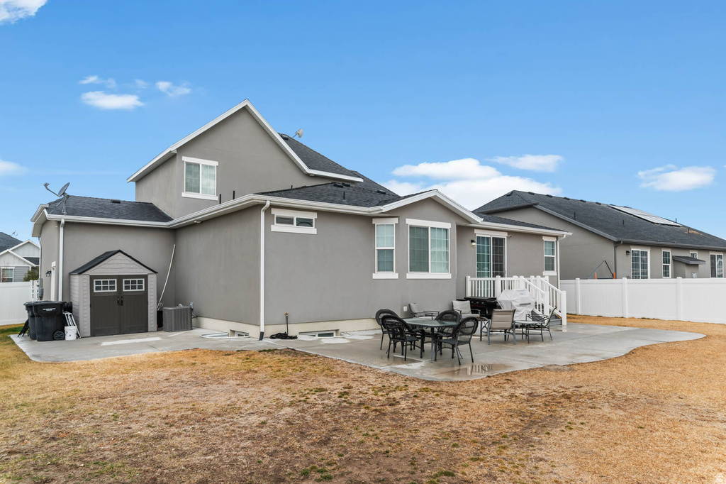 5686 N DUKE LN Stansbury Park, UT 84074