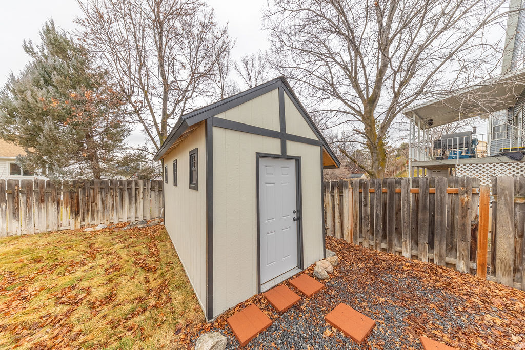 5025 S 1100 E South Ogden, UT 84403