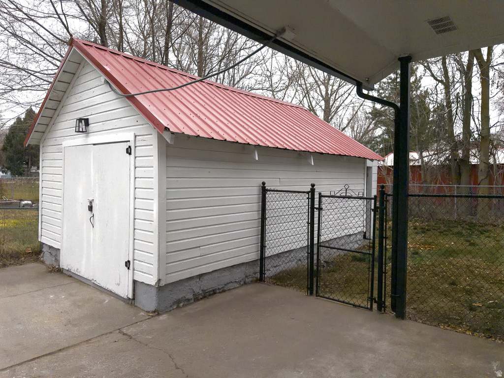 145 W 400 N Springville, UT 84663