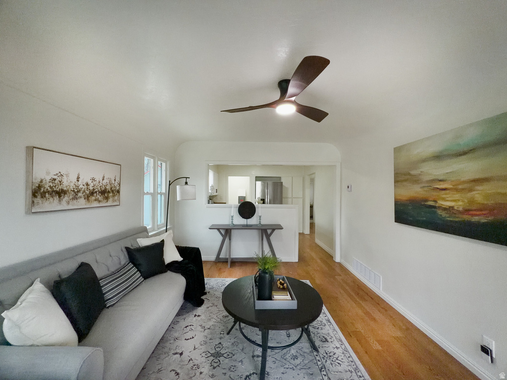 145 W 400 N Springville, UT 84663