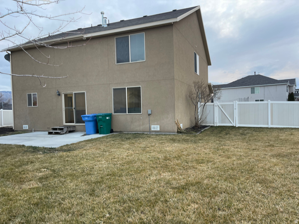 653 S WILLOW PARK DR Lehi, UT 84043