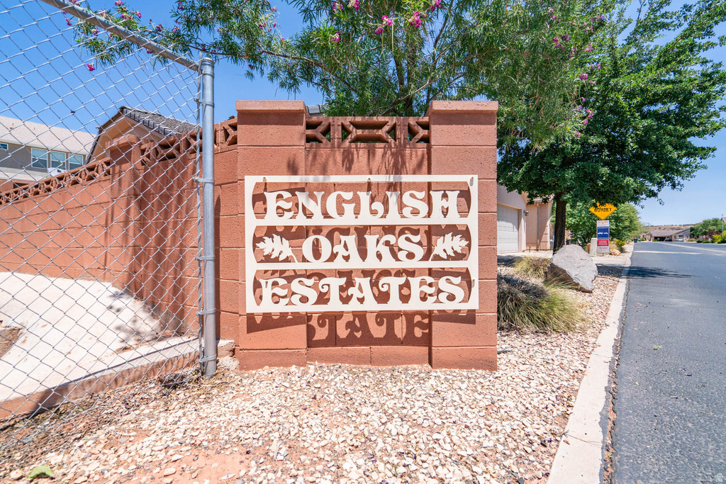 381 N WINDSOR DR Washington, UT 84780