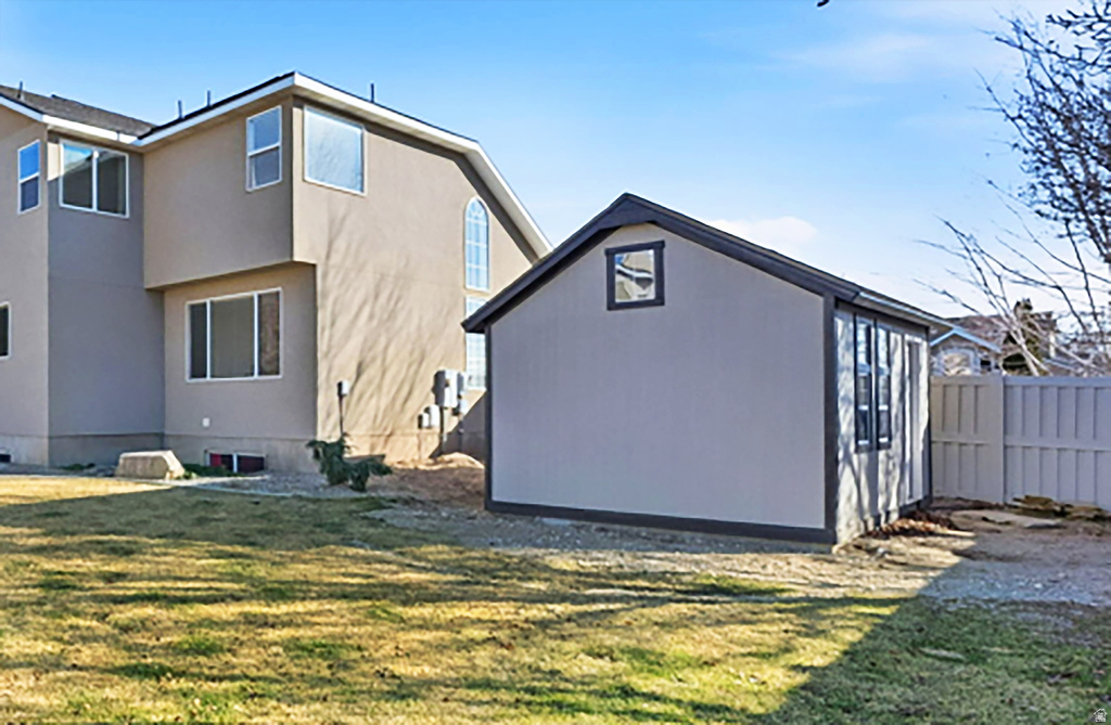 398 W 2660 N Lehi, UT 84043