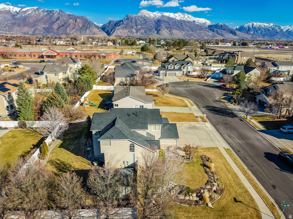 398 W 2660 N Lehi, UT 84043