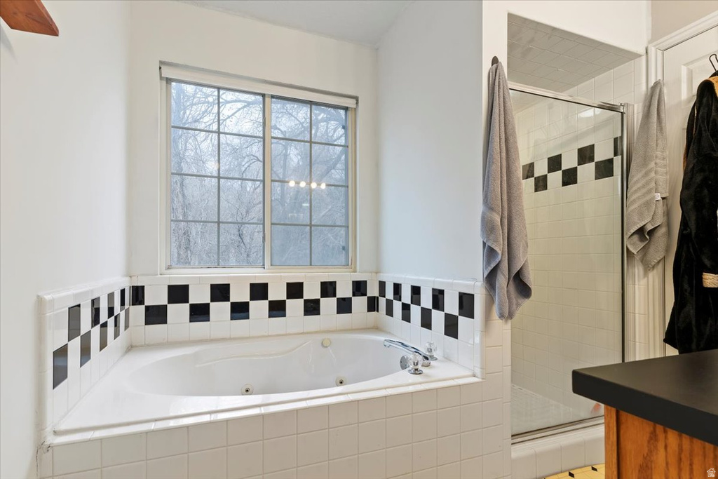 2586 DEER DR South Weber, UT 84405