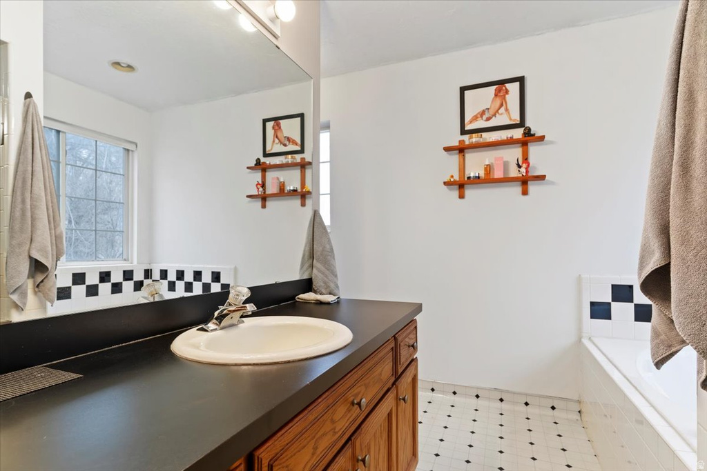 2586 DEER DR South Weber, UT 84405