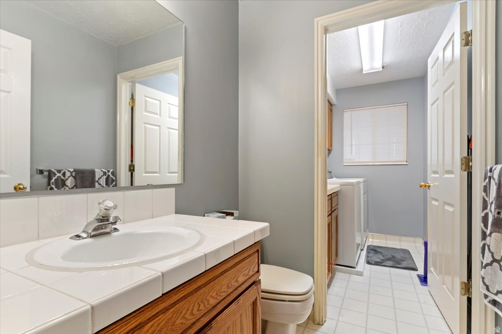 2586 DEER DR South Weber, UT 84405