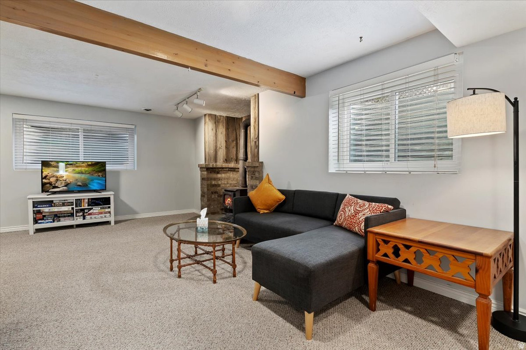 6924 S HILLSIDE VILLAGE CIR Salt Lake City, UT 84121