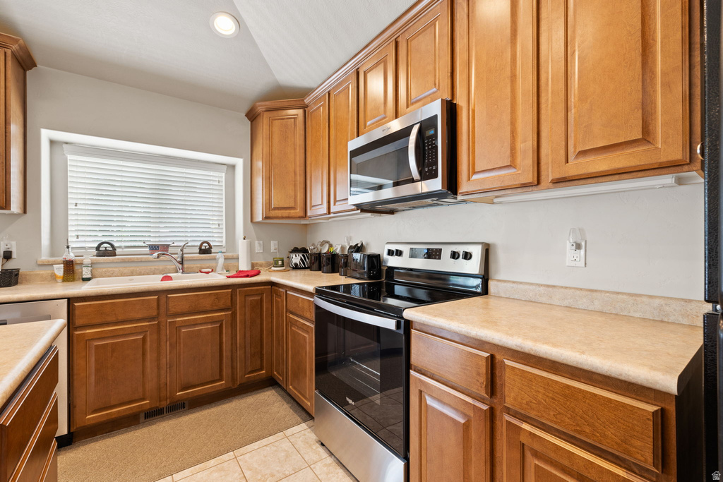 7924 S HARTLEY LN West Jordan, UT 84081