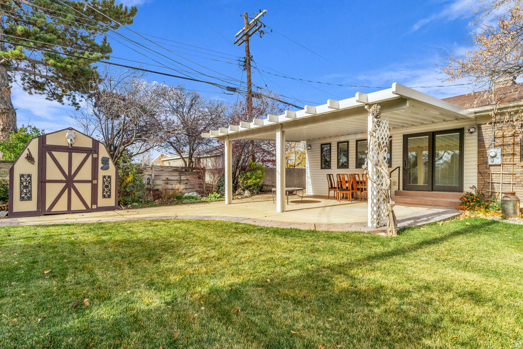 3385 W MEADOWBROOK DR West Valley City, UT 84119