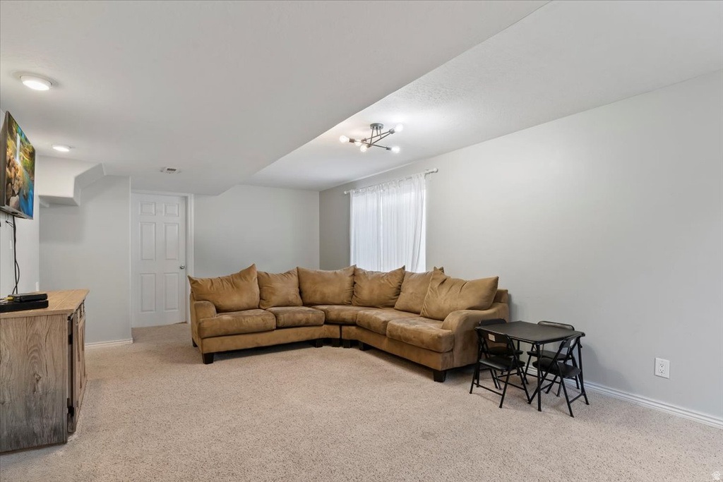 240 ODELL LN North Salt Lake, UT 84054