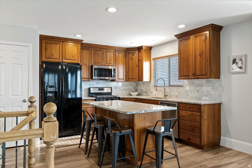 240 ODELL LN North Salt Lake, UT 84054