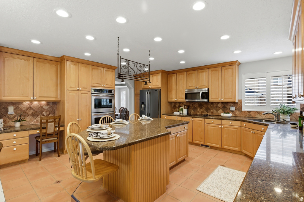 1963 CHEROKEE CIR Ogden, UT 84403