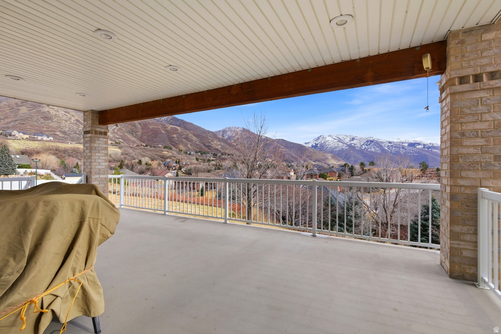 1963 CHEROKEE CIR Ogden, UT 84403