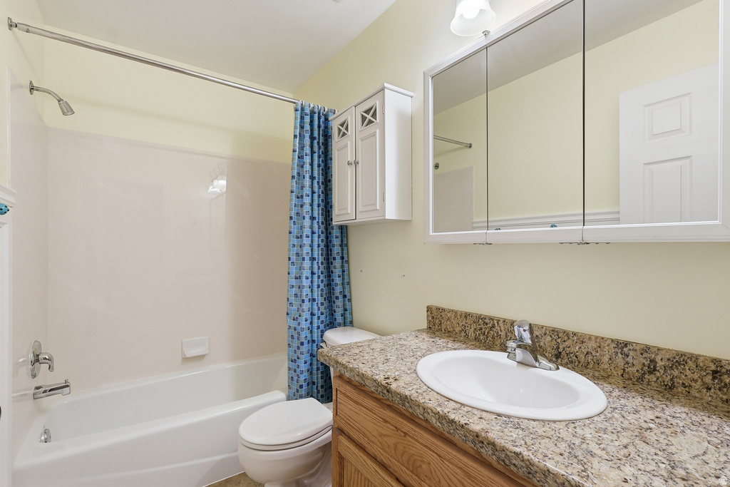 2329 W 1680 N Clinton, UT 84015