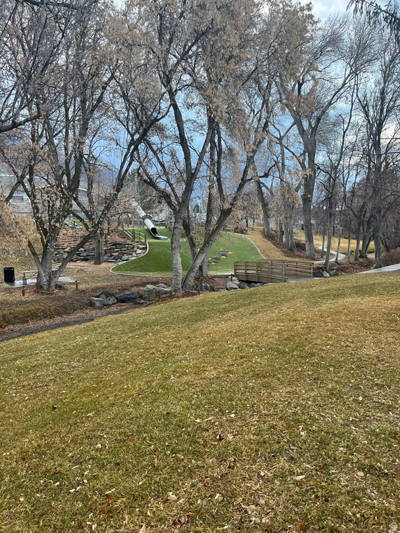 9752 N DORCHESTER DR Cedar Hills, UT 84062