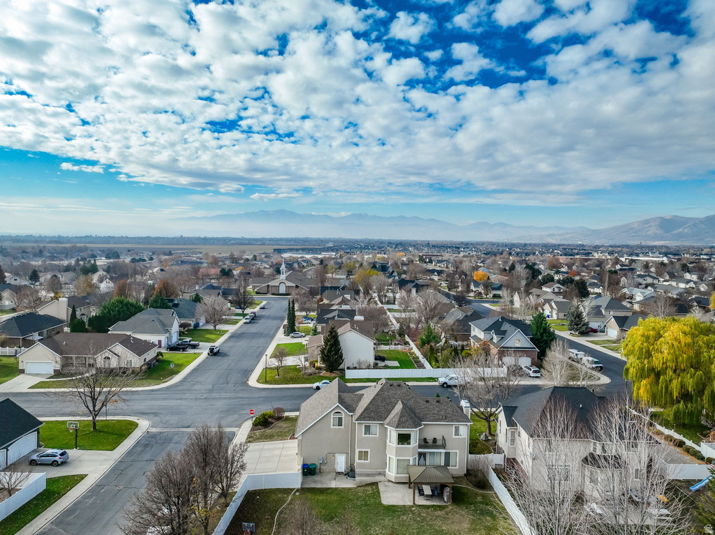 9752 N DORCHESTER DR Cedar Hills, UT 84062