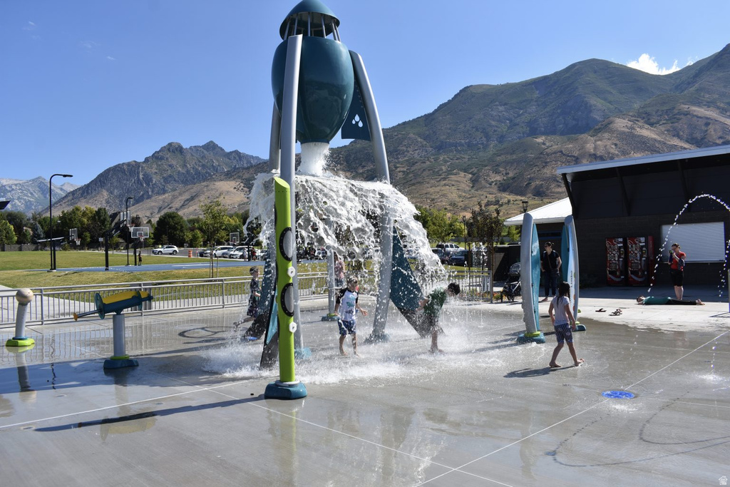 9752 N DORCHESTER DR Cedar Hills, UT 84062