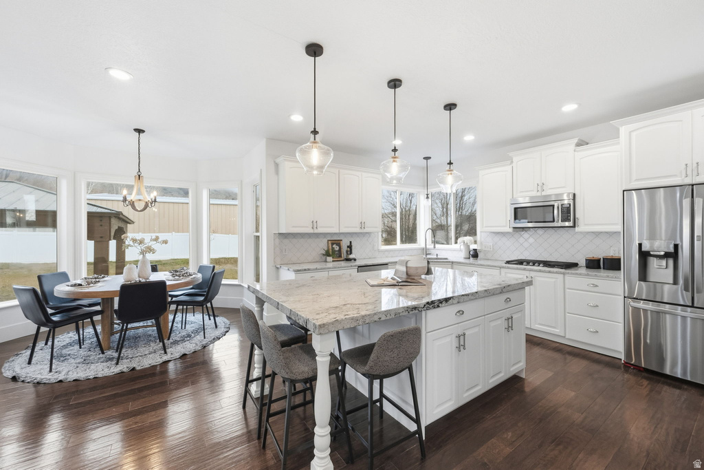 9752 N DORCHESTER DR Cedar Hills, UT 84062