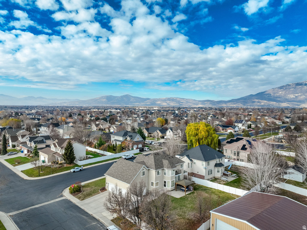 9752 N DORCHESTER DR Cedar Hills, UT 84062