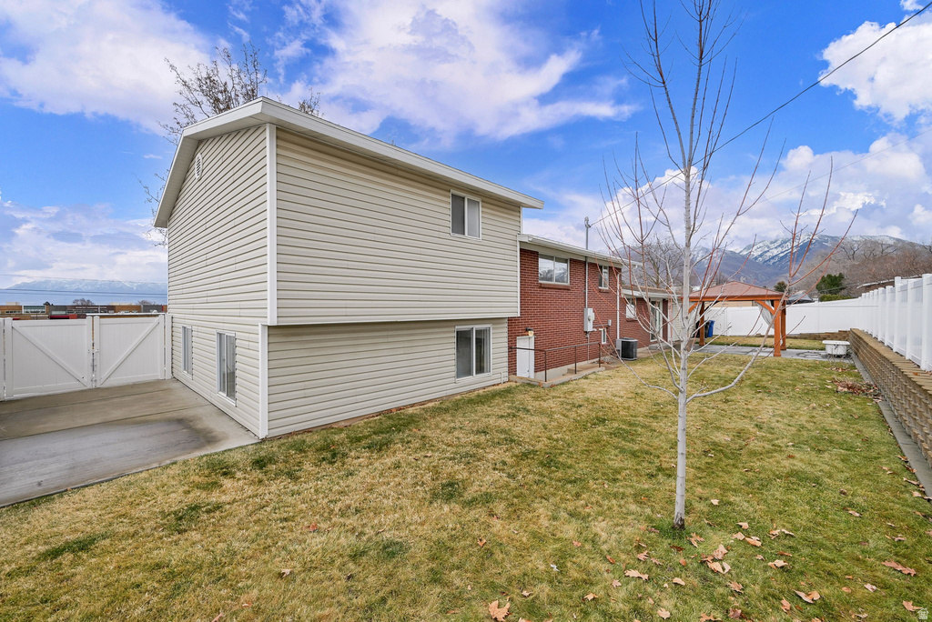 209 W 5200 S Washington Terrace, UT 84405