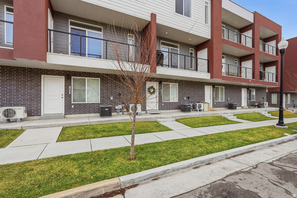 434 E DEPOT ST Clearfield, UT 84015