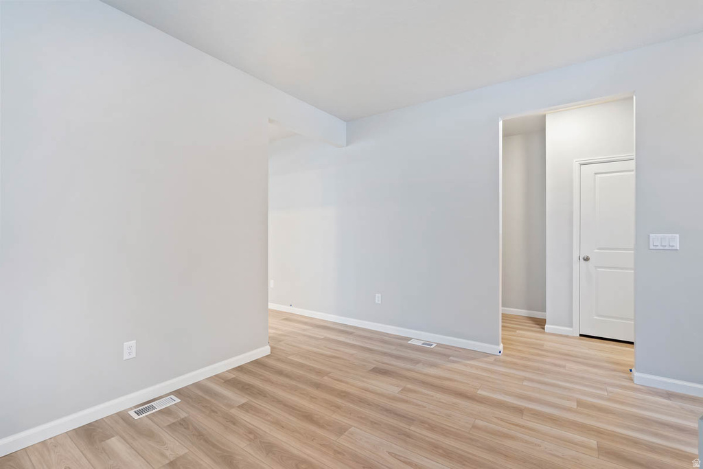 253 N ROUNDABOUT ST Saratoga Springs, UT 84045