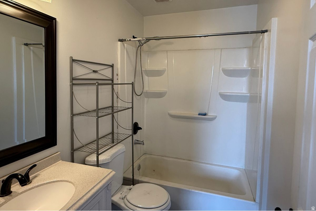 186 ALFRED Tooele, UT 84074