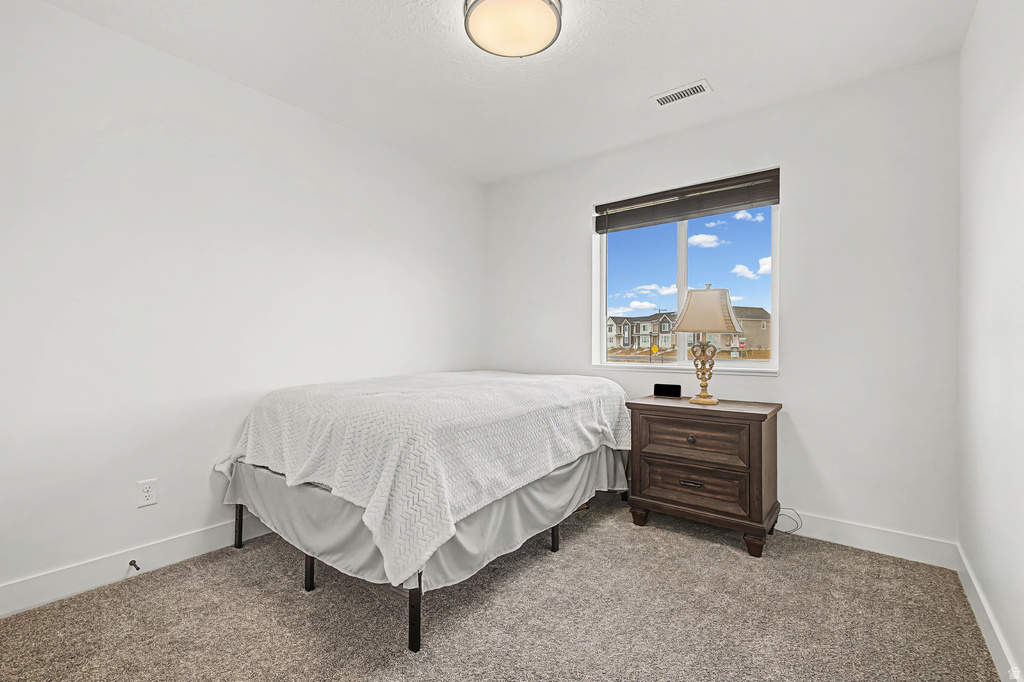 1694 W 2975 S #D Syracuse, UT 84075