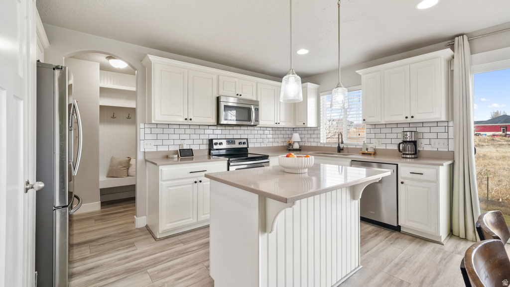 1463 S LAKE VIEW TERRACE RD Saratoga Springs, UT 84045