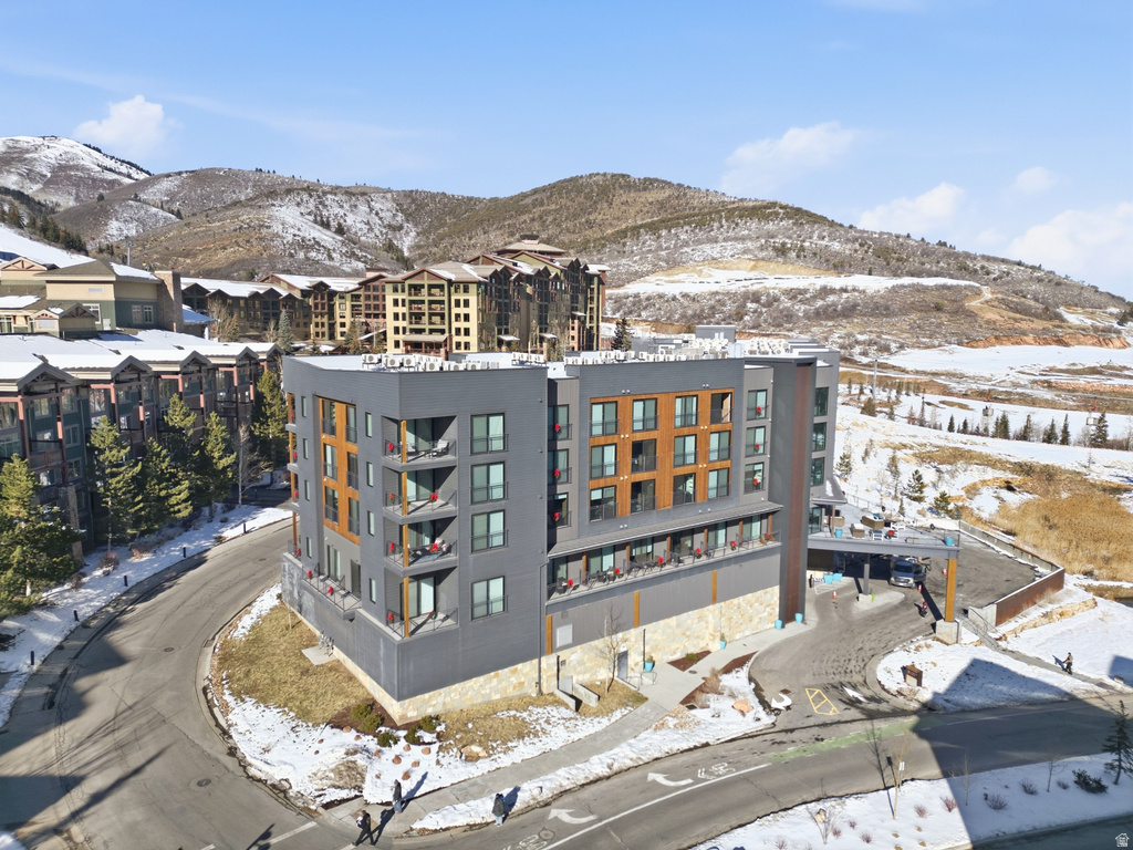 2670 W CANYONS RESORT DR #203 Snyderville, UT 84098