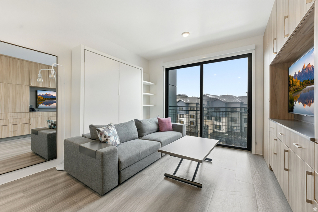 2670 W CANYONS RESORT DR #203 Snyderville, UT 84098