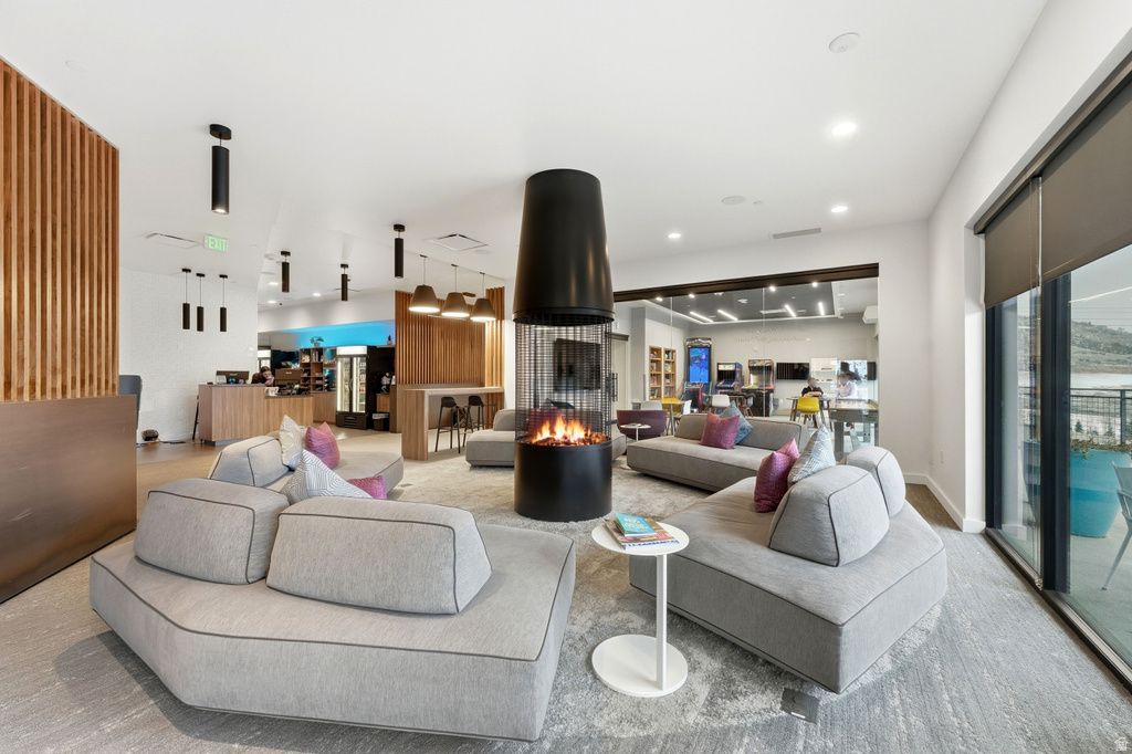 2670 W CANYONS RESORT DR #203 Snyderville, UT 84098