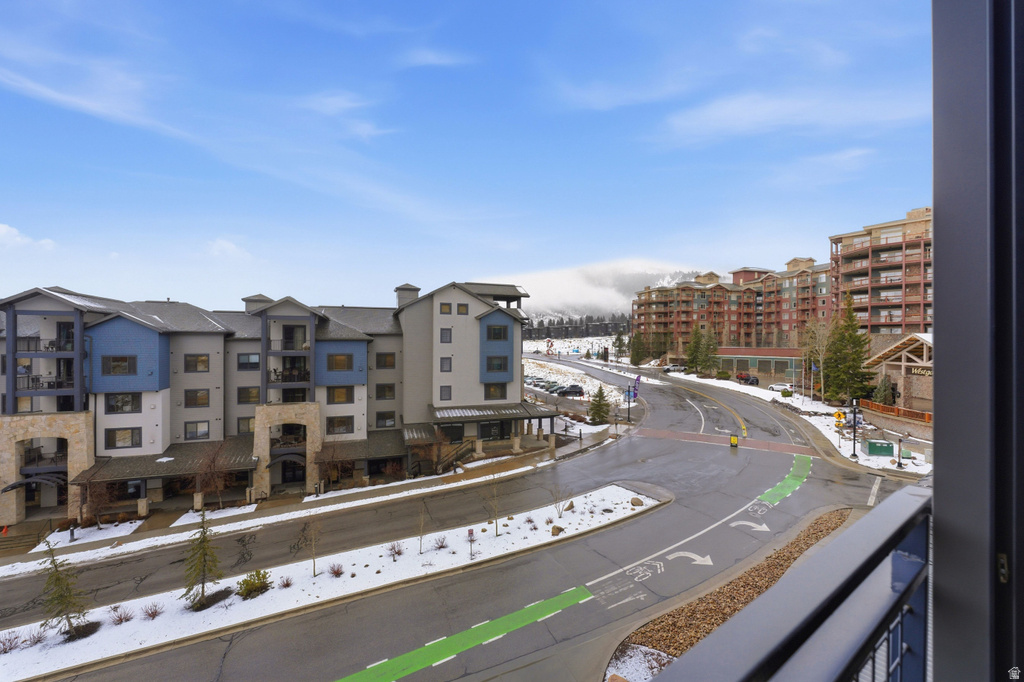 2670 W CANYONS RESORT DR #203 Snyderville, UT 84098