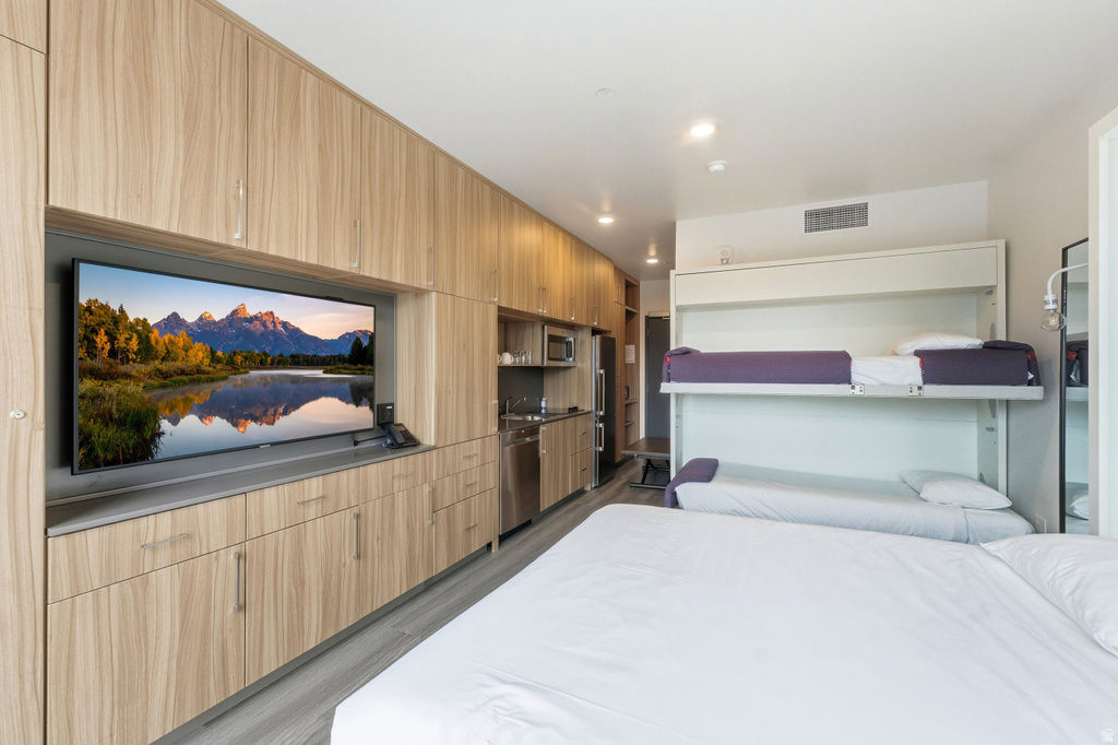 2670 W CANYONS RESORT DR #203 Snyderville, UT 84098