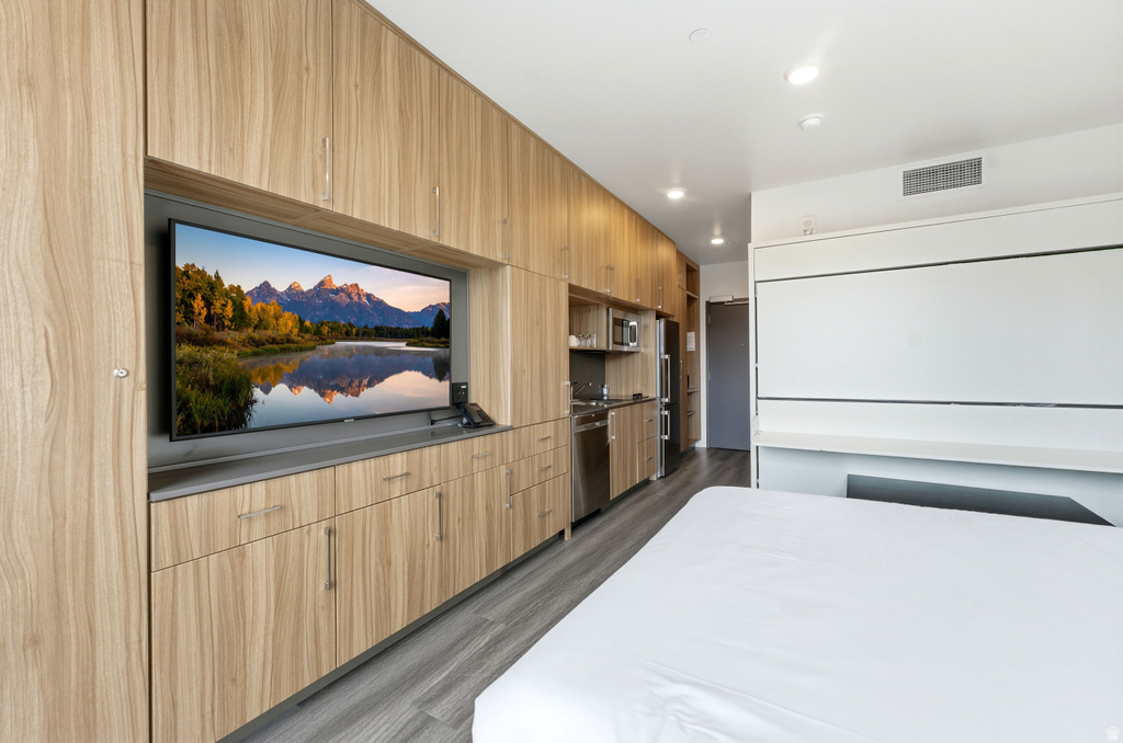 2670 W CANYONS RESORT DR #203 Snyderville, UT 84098