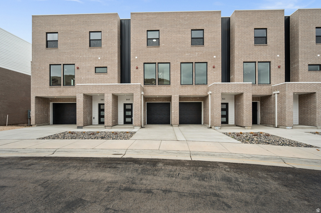 301 E ENDURANCE CIR Draper, UT 84020