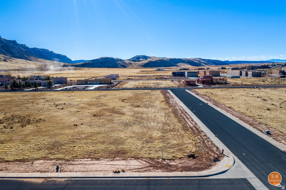 4370 S 1350 W Hurricane, UT 84737