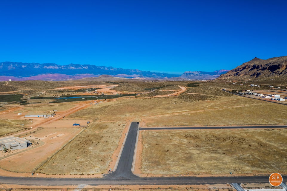 4370 S 1350 W Hurricane, UT 84737