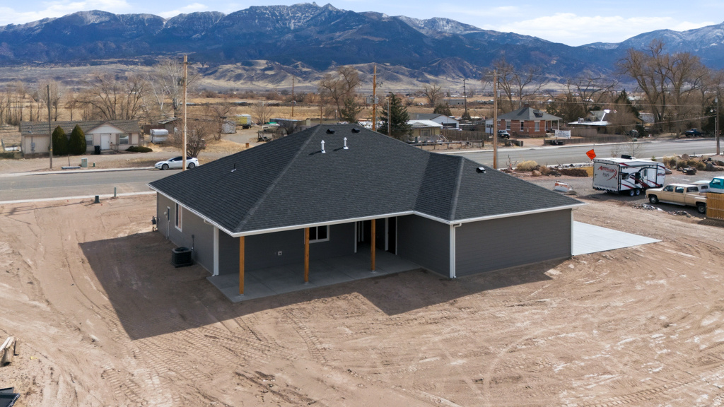 408 S CENTER ST Elsinore, UT 84724