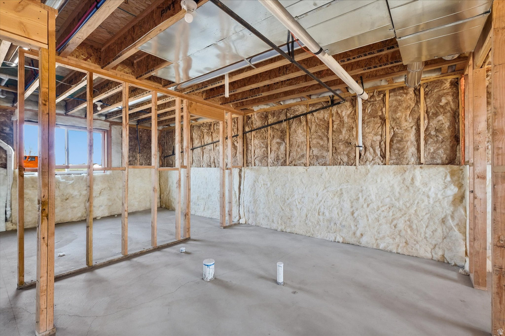 5161 W 10100 N Elwood, UT 84337