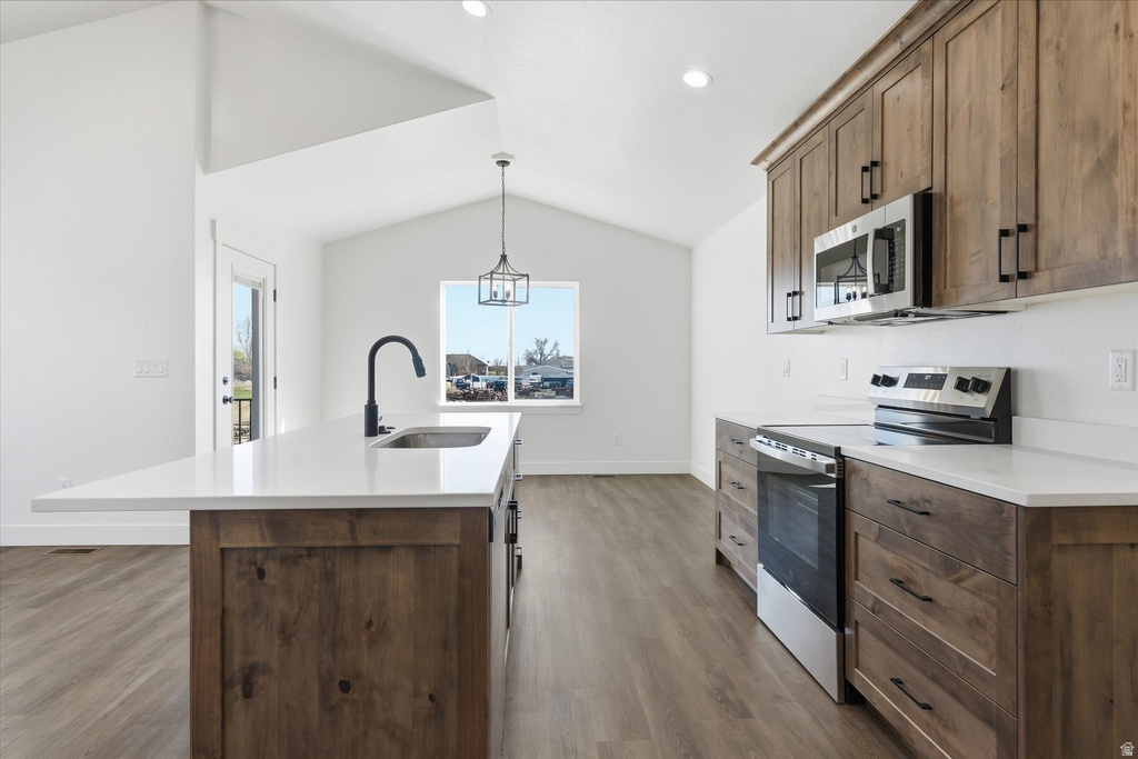 5161 W 10100 N Elwood, UT 84337