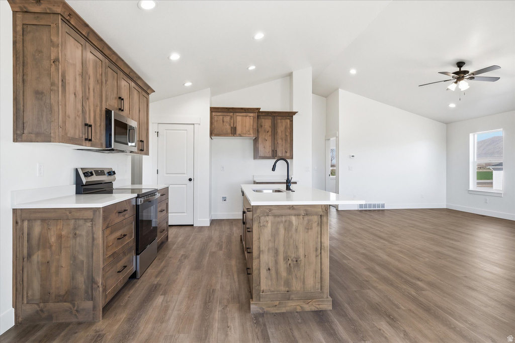 5161 W 10100 N Elwood, UT 84337