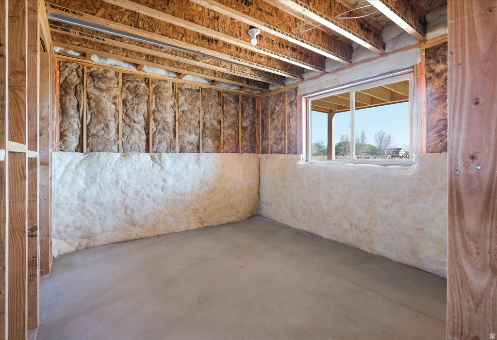 5161 W 10100 N Elwood, UT 84337